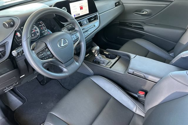 Used 2024 Lexus ES 350 w/ Accessory Package (Z2) FWD image 11