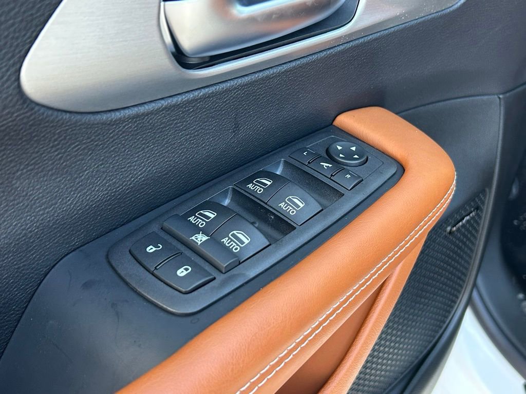 New 2026 Chrysler Pacifica Pinnacle image 27