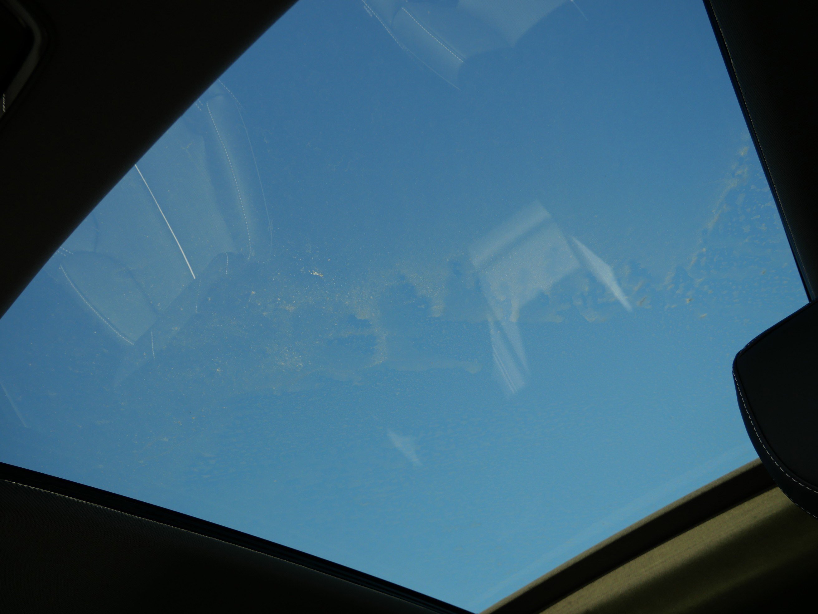 Used 2025 Cadillac Optiq Sport 2 w/ LPO, ONYX Package image 25