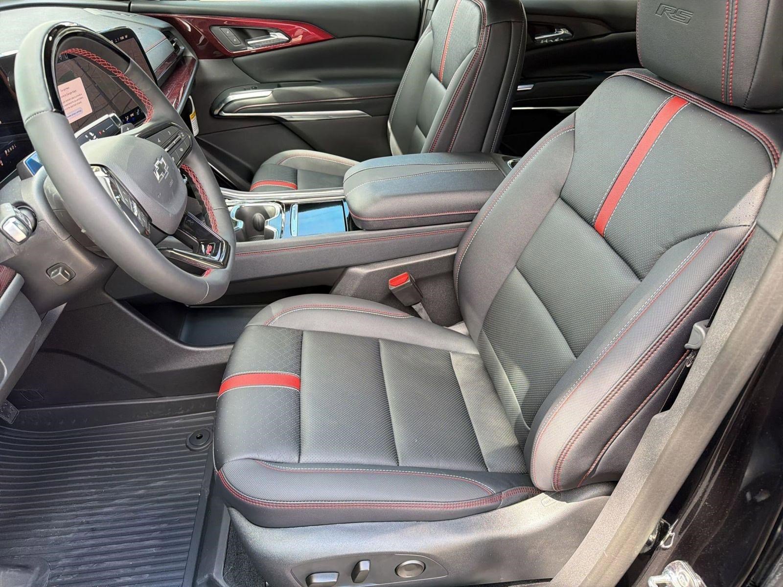 New 2026 Chevrolet Traverse RS FWD image 5