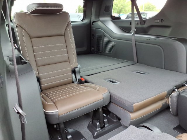 New 2027 GMC Yukon XL Denali Ultimate AWD/4WD image 25