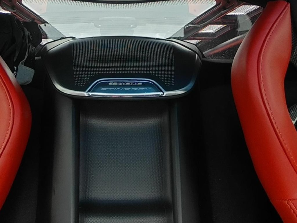 Used 2022 Chevrolet Corvette Stingray Preferred Cpe w/ Z51 Performance Package RWD image 10