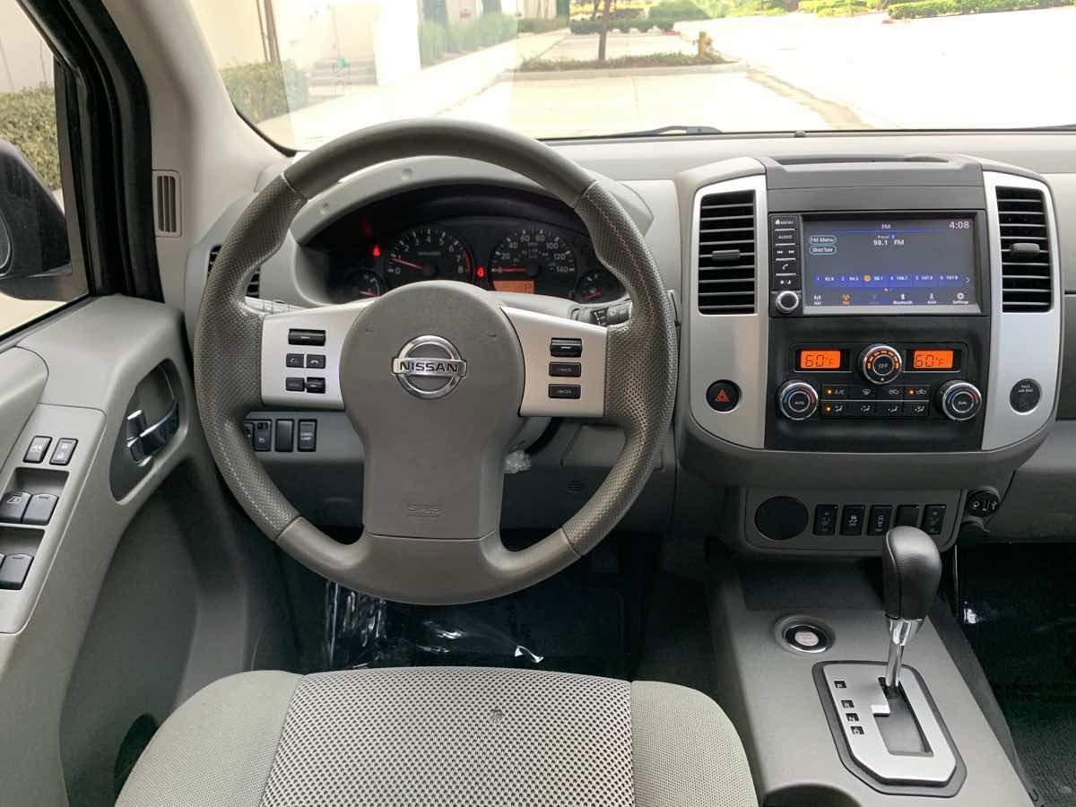 Used 2021 Nissan Frontier SV image 23