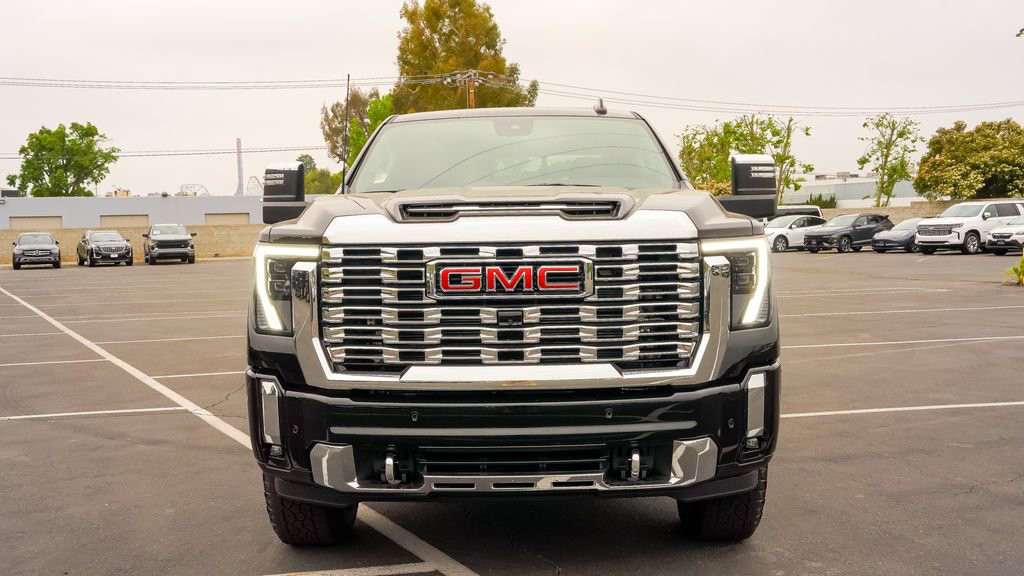 New 2025 GMC Sierra 2500 Denali w/ Denali Reserve Package image 4