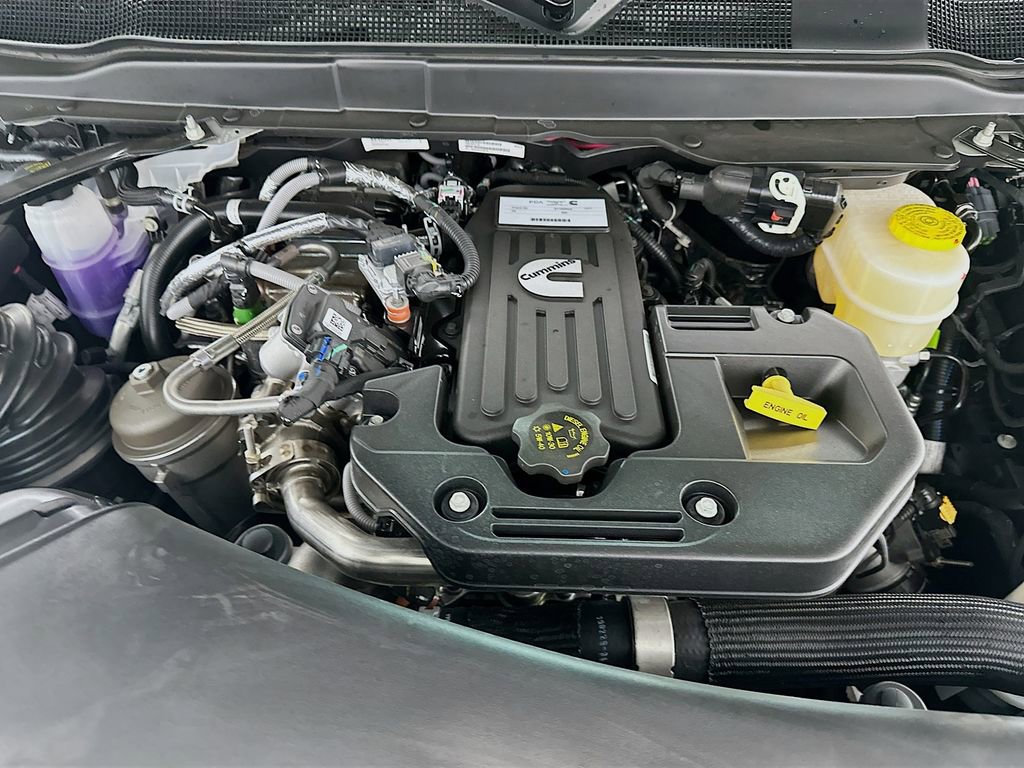New 2026 RAM 3500 Big Horn AWD/4WD image 18