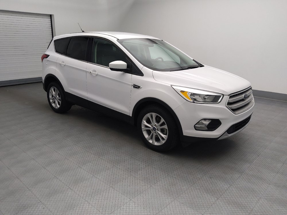 Used 2019 Ford Escape SE FWD image 11