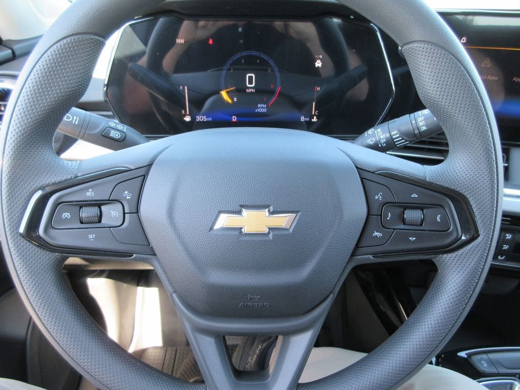 New 2026 Chevrolet Trax LT w/ LPO, Blackout Package FWD image 22