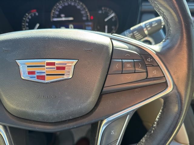 Used 2018 Cadillac XT5 Luxury w/ Driver Awareness Package image 21