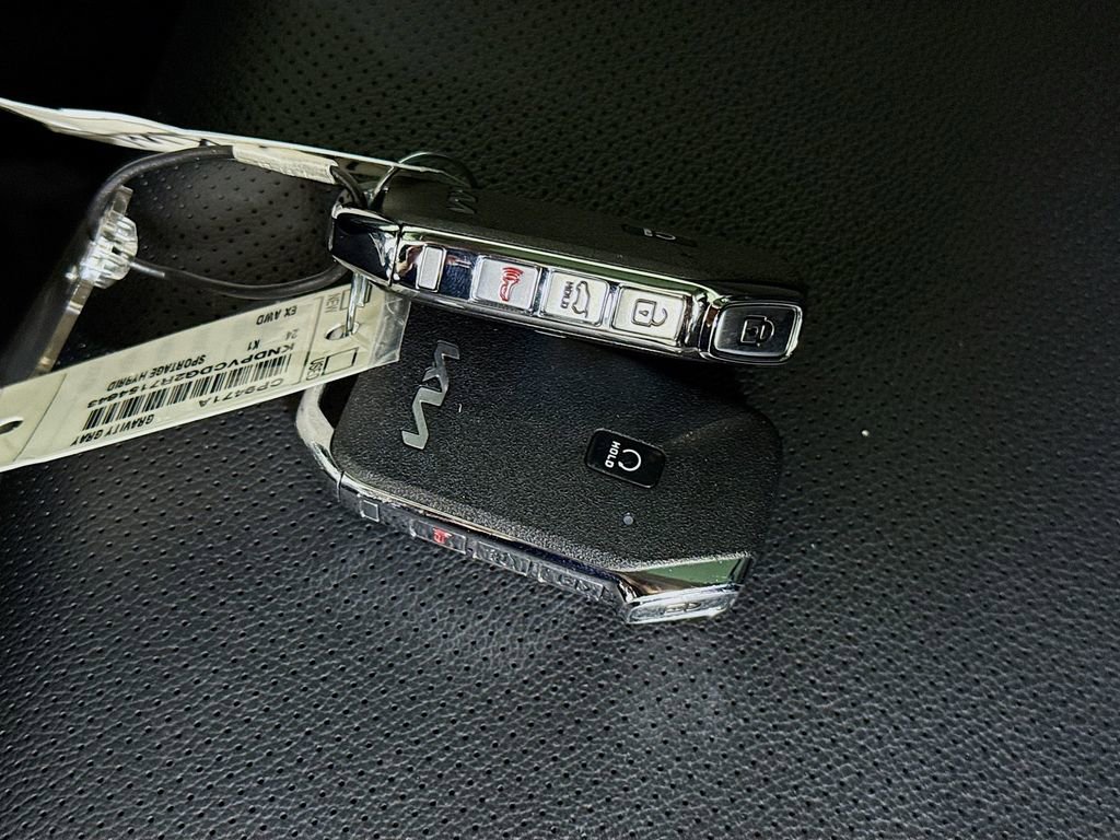 Used 2024 Kia Sportage EX w/ EX Premium Package image 34