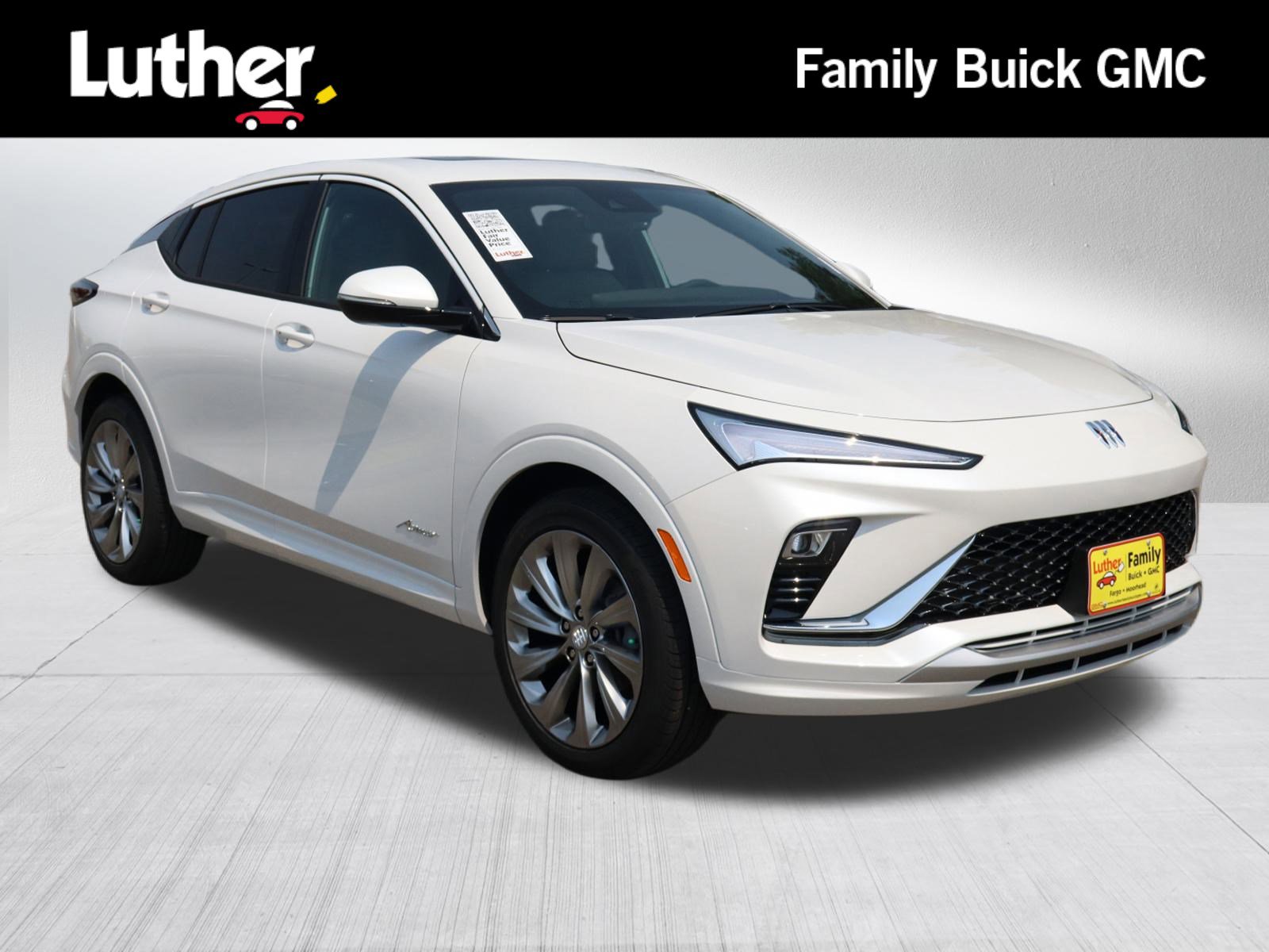 New 2025 Buick Envista Avenir image 1