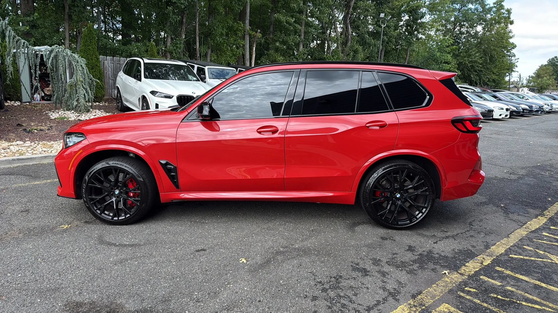 Used 2023 BMW X5 M w/ Competition Package AWD/4WD image 8