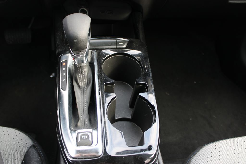 Used 2025 Chevrolet Trax LT w/ LT Convenience Package image 22