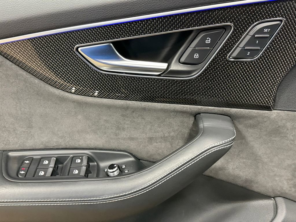 Used 2021 Audi SQ7 Premium Plus w/ Executive Package image 18