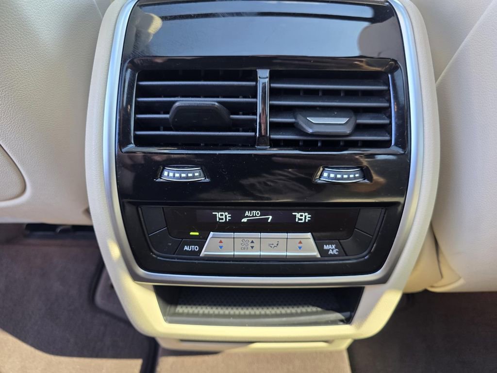 Used 2019 BMW X5 xDrive40i w/ Executive Package image 30