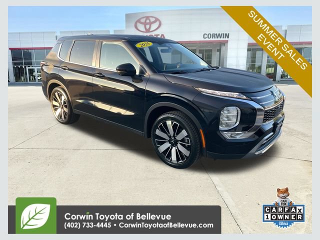 Used 2025 Mitsubishi Outlander SE AWD/4WD image 1