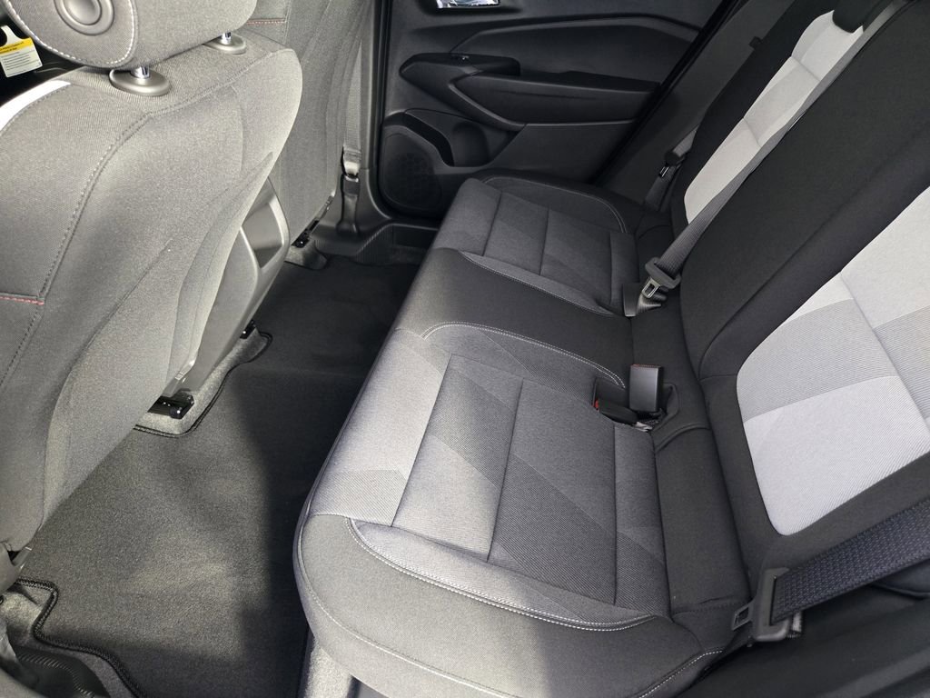 New 2026 Chevrolet Trax RS w/ Sunroof Package image 33