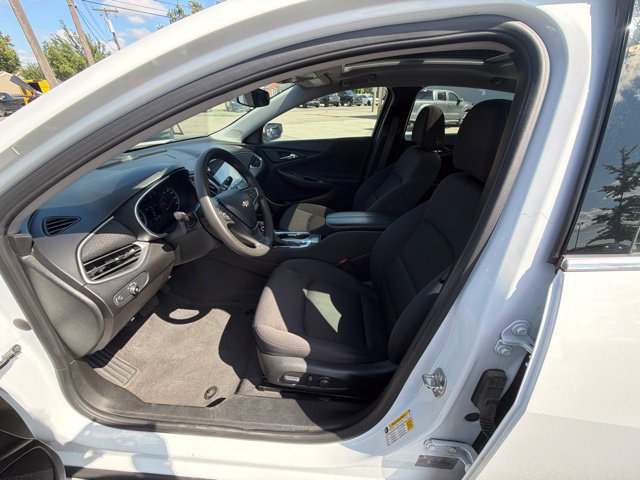 Used 2024 Chevrolet Malibu LT FWD image 16