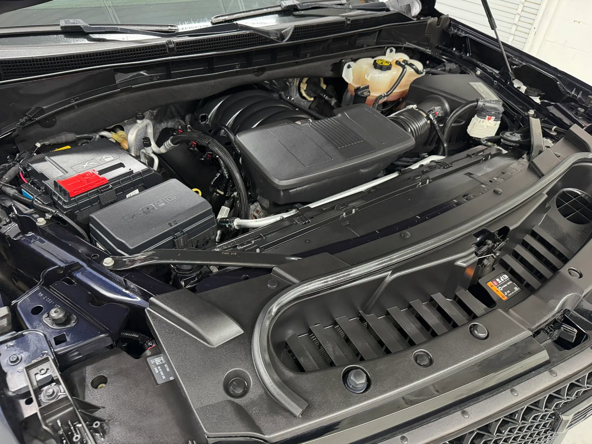 Used 2021 Cadillac Escalade ESV Sport AWD/4WD image 49