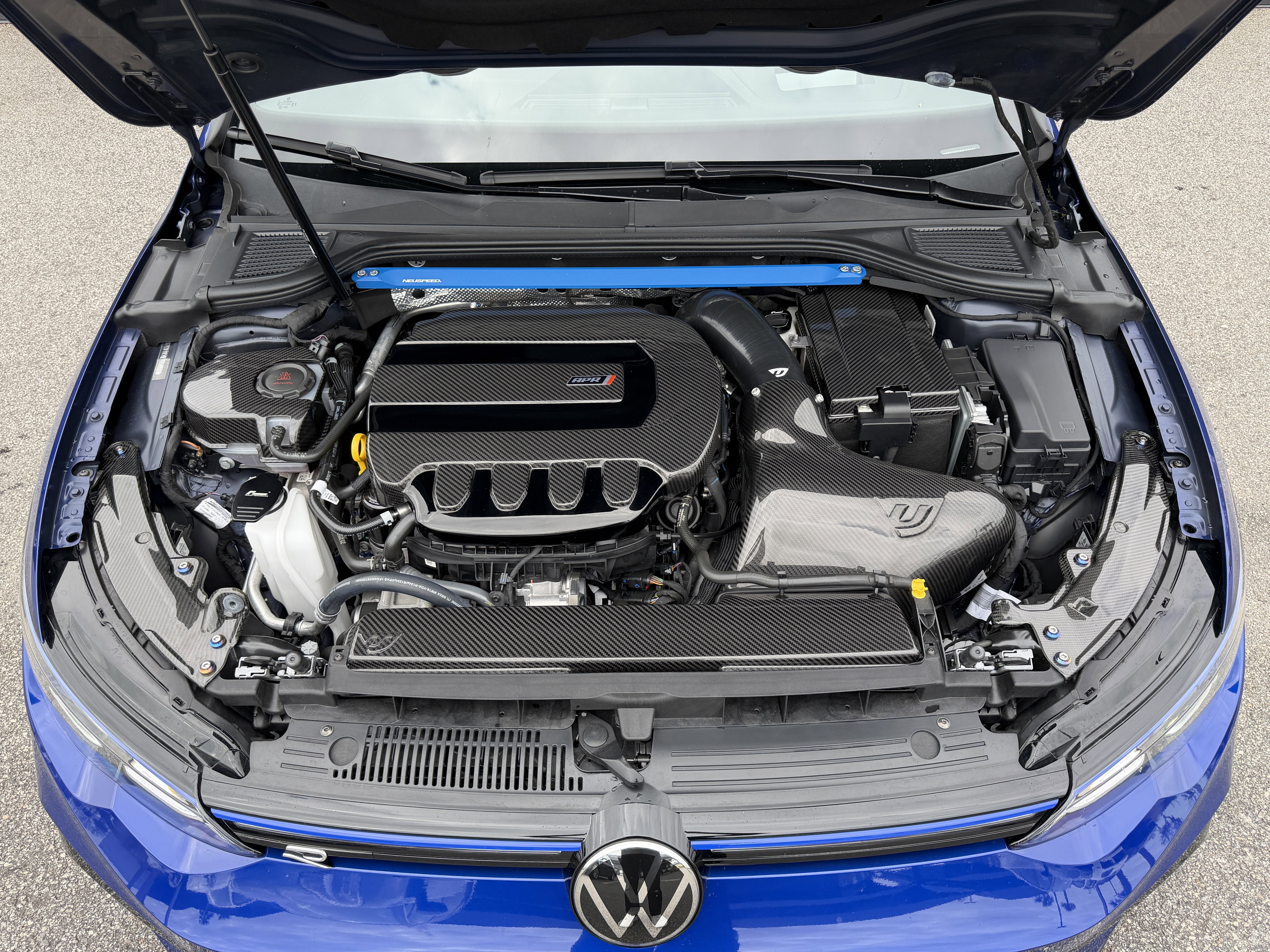 Used 2024 Volkswagen Golf R image 14