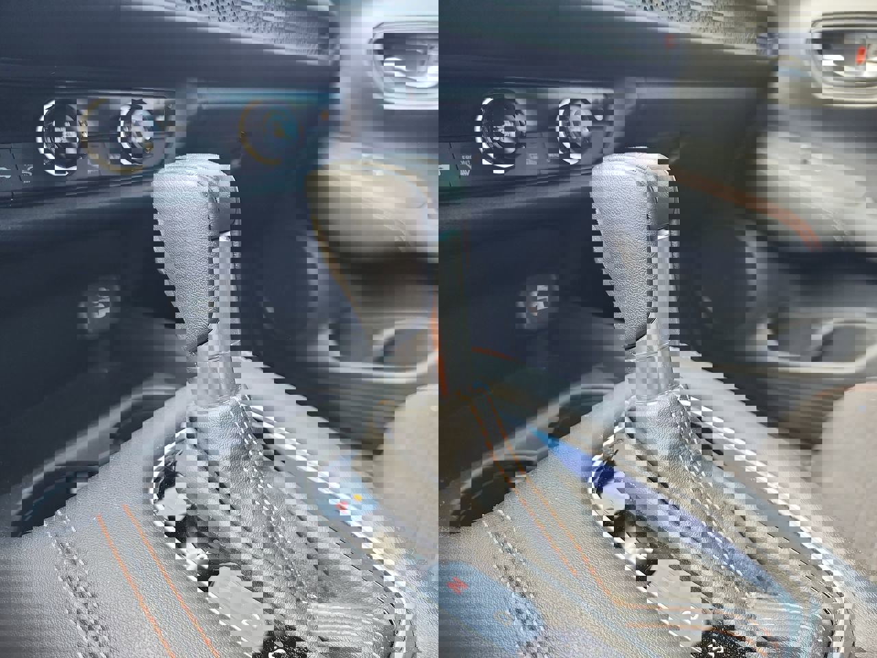 Used 2024 Honda HR-V Sport image 12