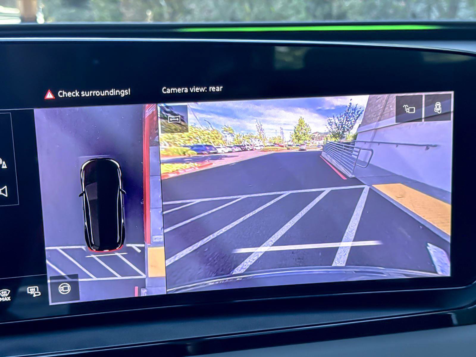 New 2025 Audi Q6 e-tron Premium Plus AWD/4WD image 19