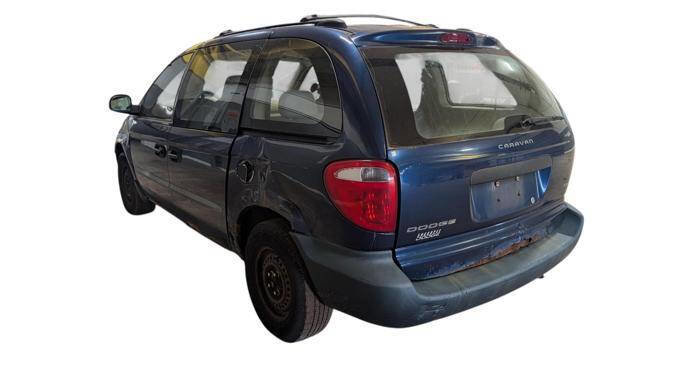 Used 2002 Dodge Caravan SE FWD image 3