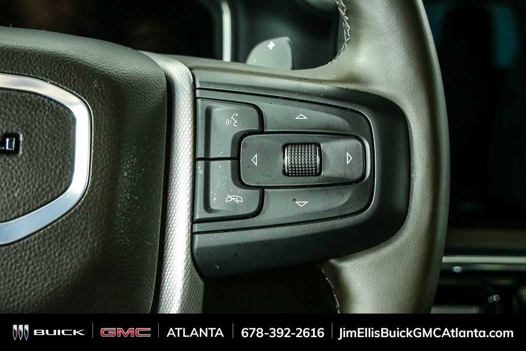Used 2025 GMC Sierra 1500 Denali w/ Technology Package AWD/4WD image 12