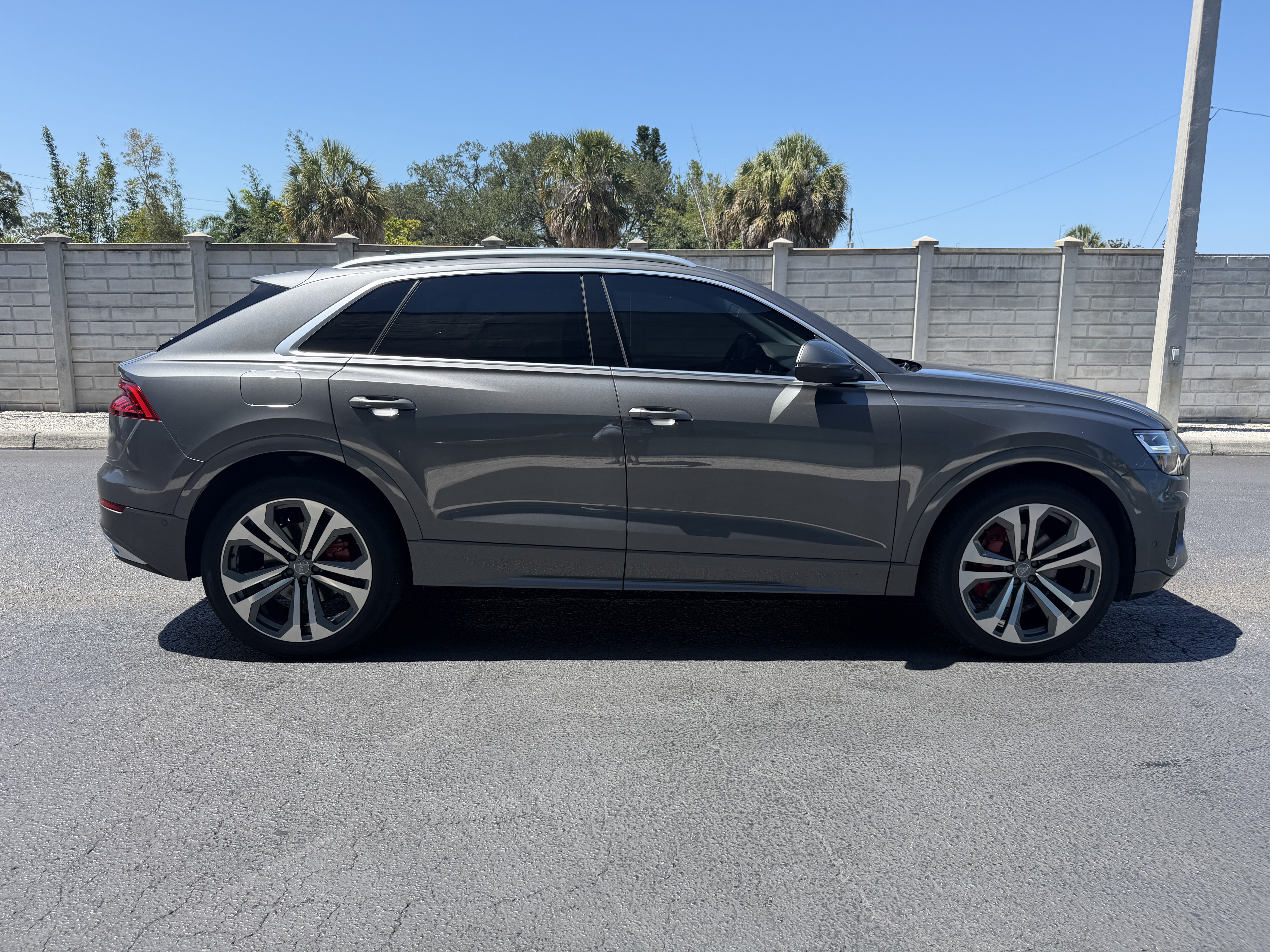 Used 2019 Audi Q8 Premium Plus AWD/4WD image 7