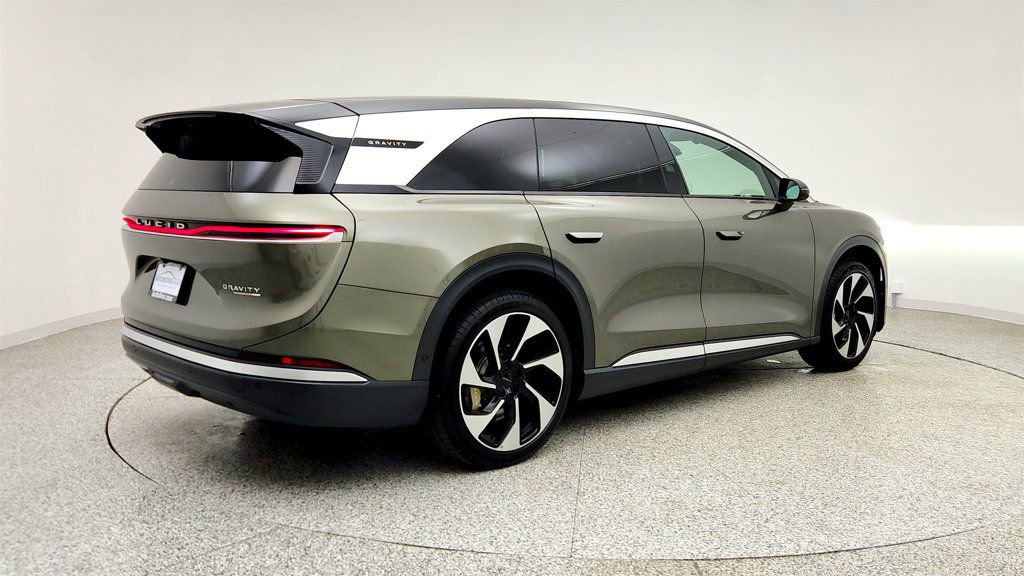 Used 2026 Lucid Gravity Grand Touring image 5