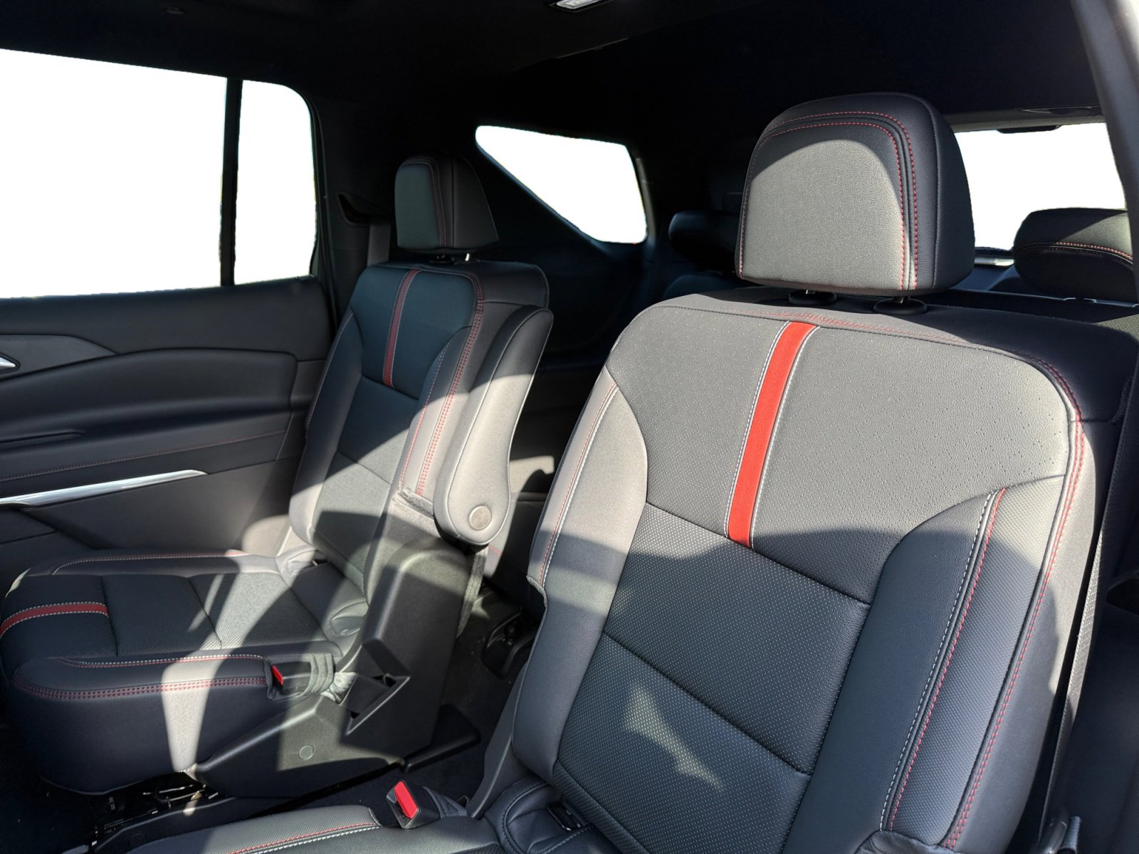 New 2026 Chevrolet Traverse RS image 16