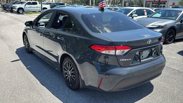 Certified 2025 Toyota Corolla LE FWD image 5