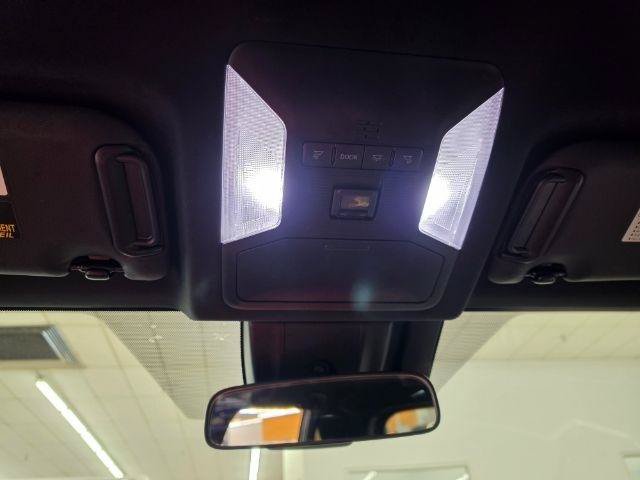 Used 2022 Toyota RAV4 SE AWD/4WD image 33