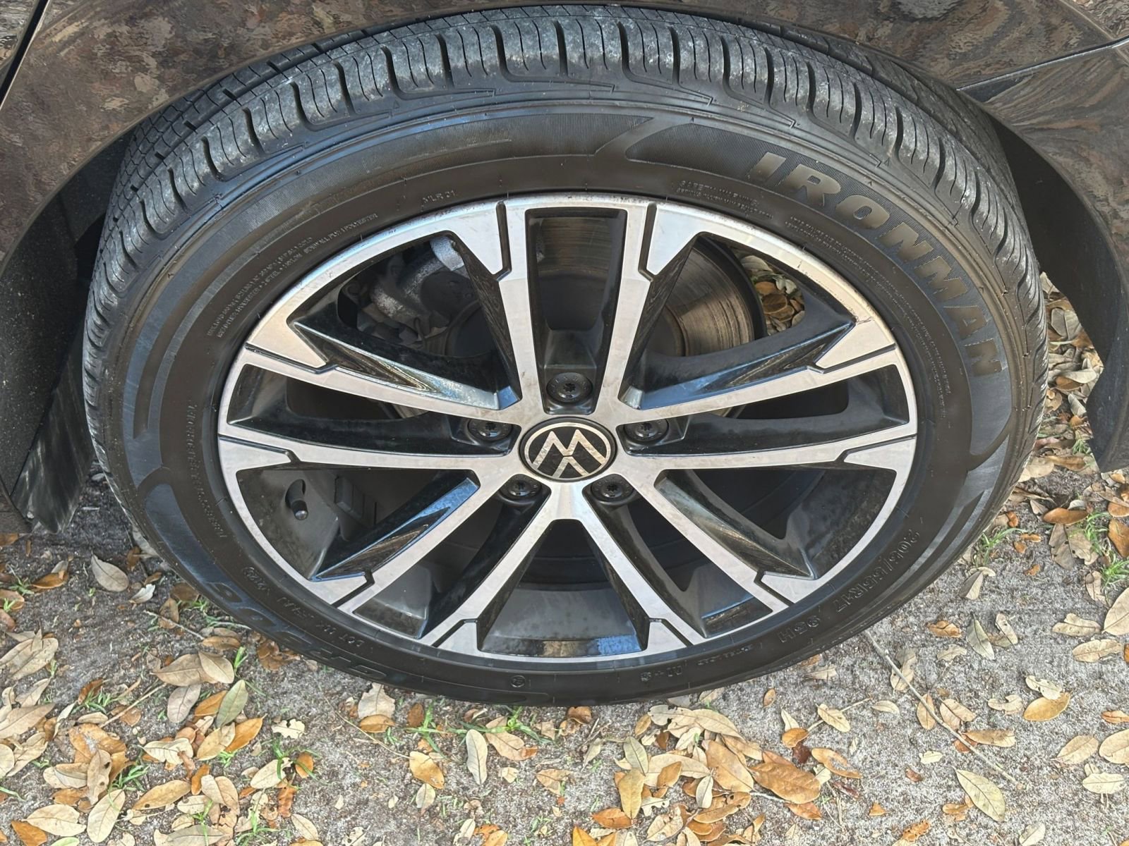 Used 2025 Volkswagen Jetta Sport image 30