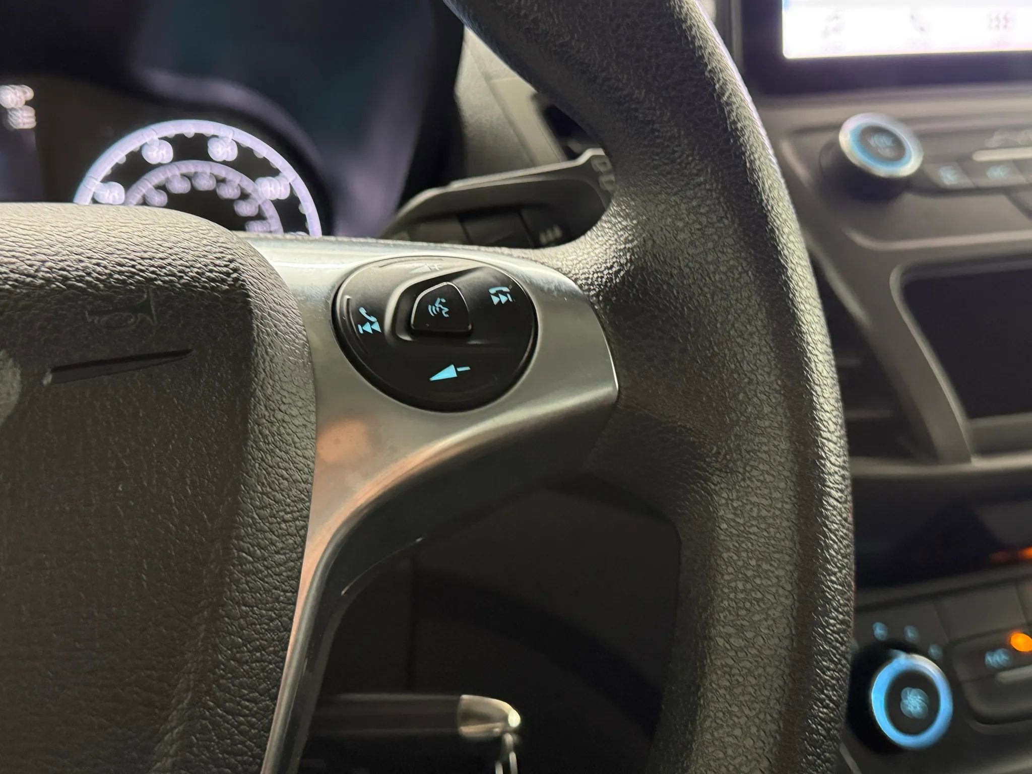 Used 2020 Ford Transit Connect XL image 19