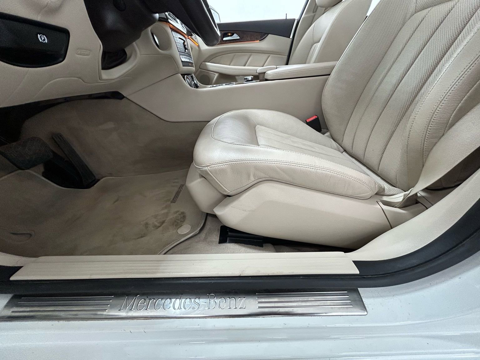 Used 2015 Mercedes-Benz CLS 400 4MATIC image 34