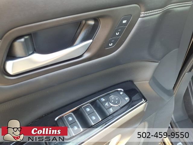 Certified 2024 Nissan Pathfinder Platinum w/ Cargo Package image 17