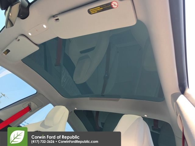 Used 2025 Tesla Model 3 Performance AWD/4WD image 12