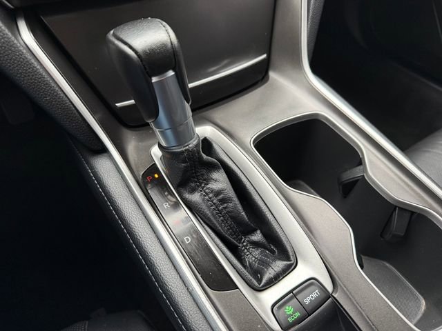 Used 2018 Honda Accord Touring image 31