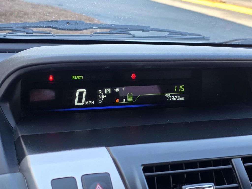 Used 2013 Toyota Prius V Five FWD image 13