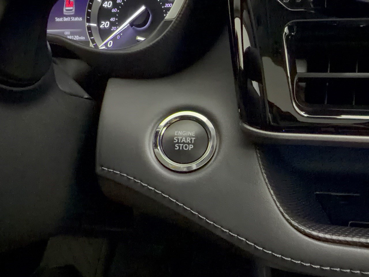 Used 2022 Toyota Highlander Limited FWD image 20