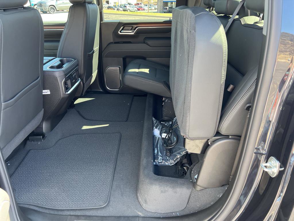 New 2025 GMC Sierra 3500 Denali image 15