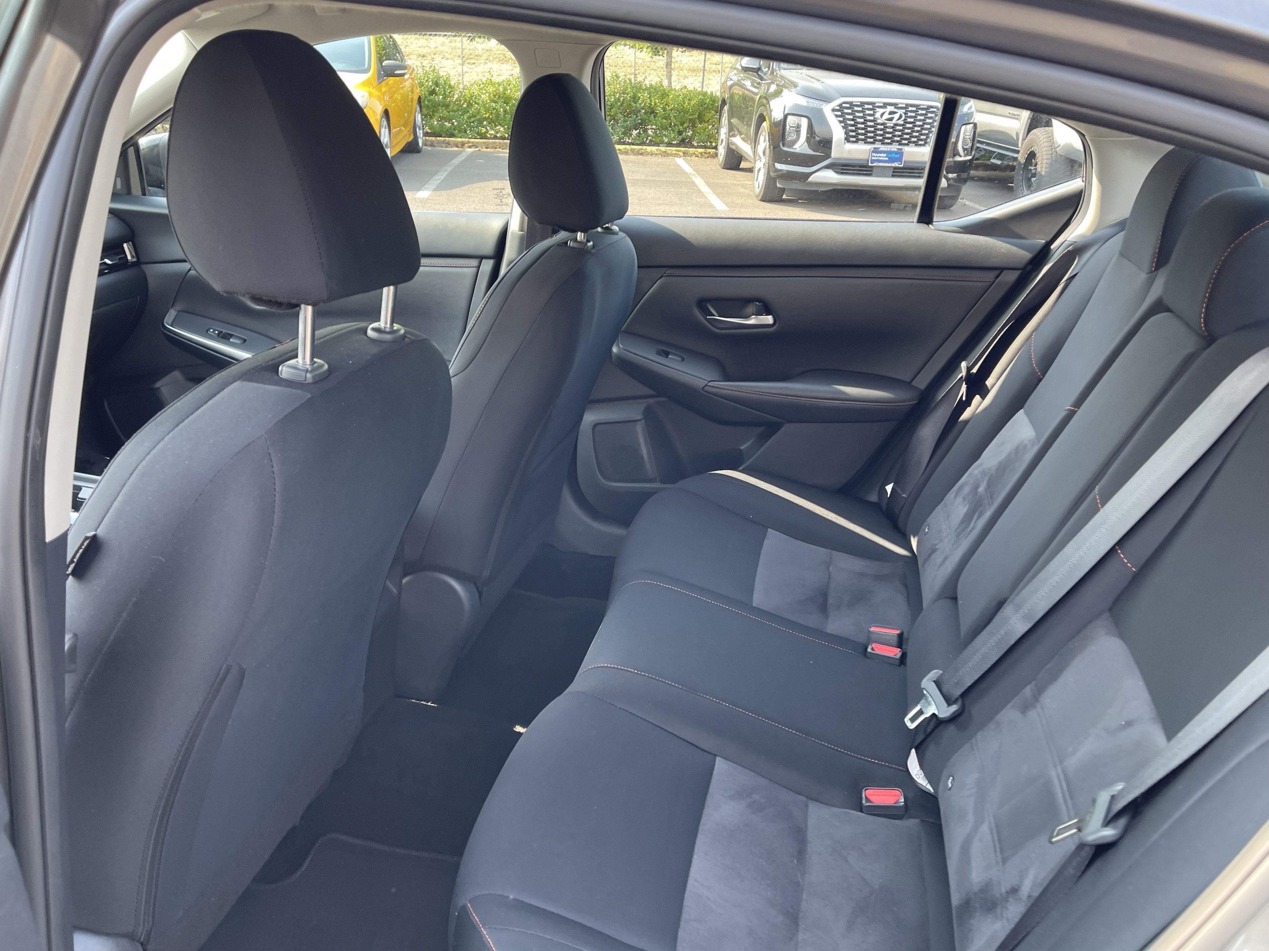 Used 2025 Nissan Sentra SR FWD image 14