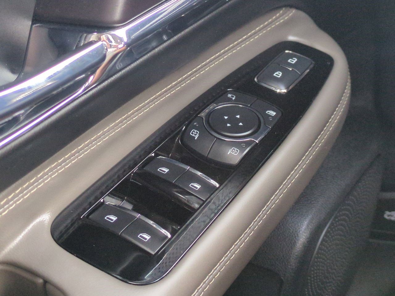 Used 2025 Lincoln Corsair Grand Touring image 26