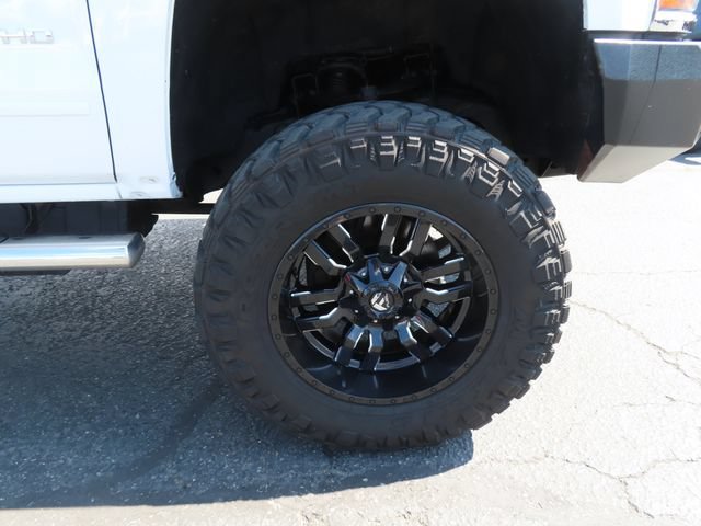 Used 2017 Chevrolet Silverado 3500 LT AWD/4WD image 11