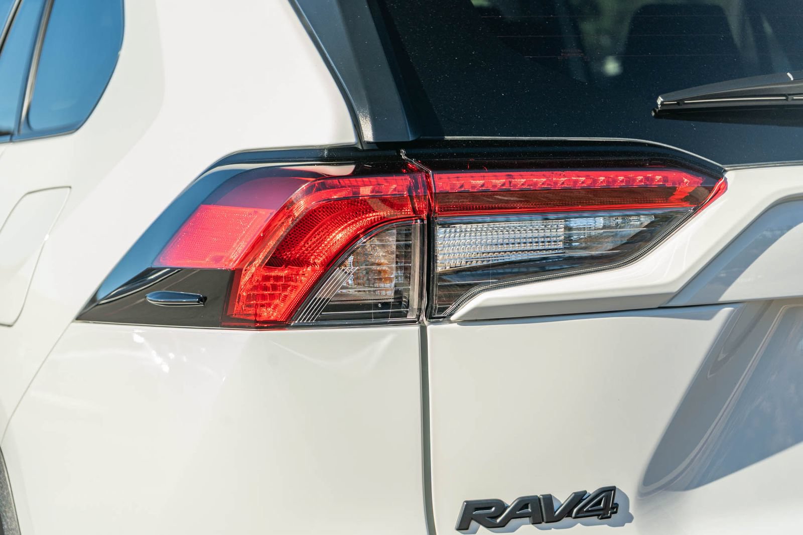 Certified 2025 Toyota RAV4 XLE FWD image 8