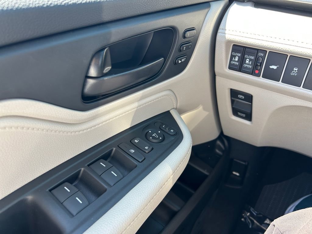 New 2026 Honda Odyssey EX-L image 18