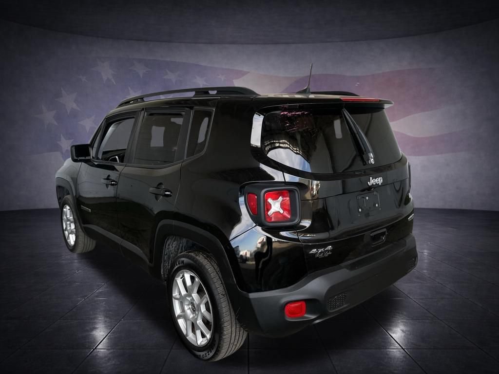 Used 2021 Jeep Renegade Latitude AWD/4WD image 3