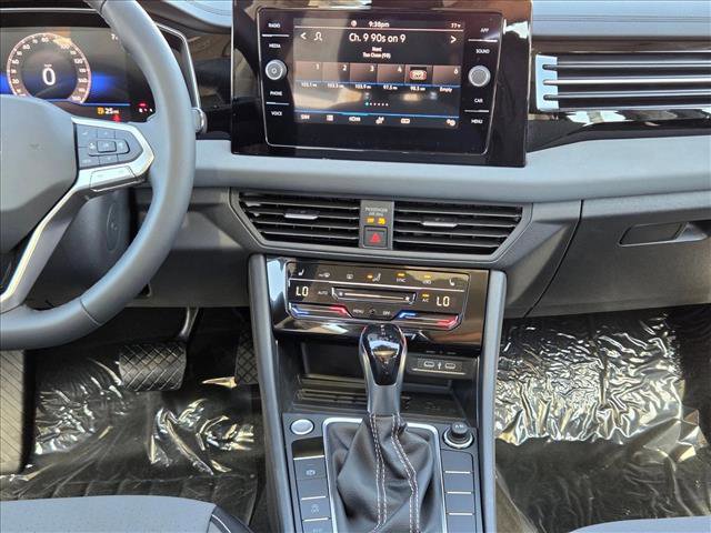 New 2026 Volkswagen Jetta SE image 13