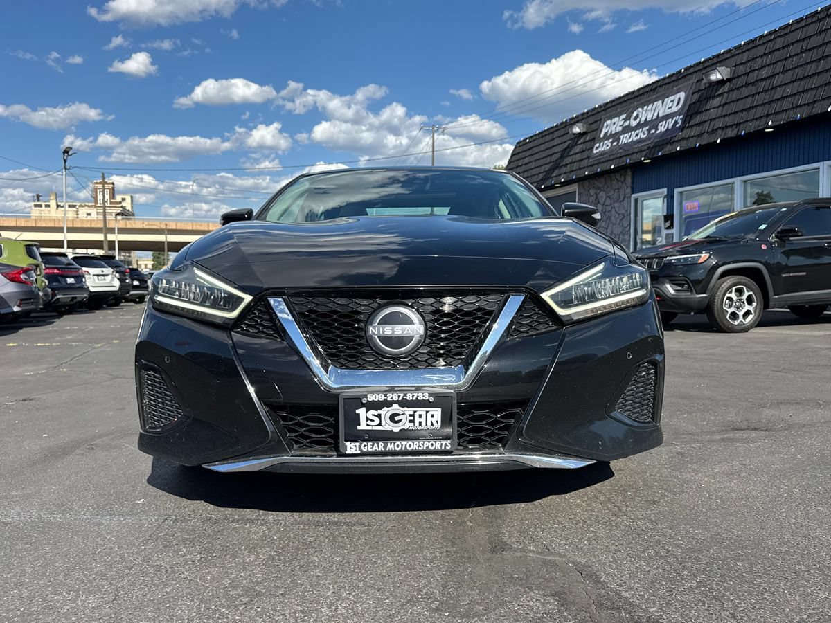 Used 2023 Nissan Maxima SL FWD image 3