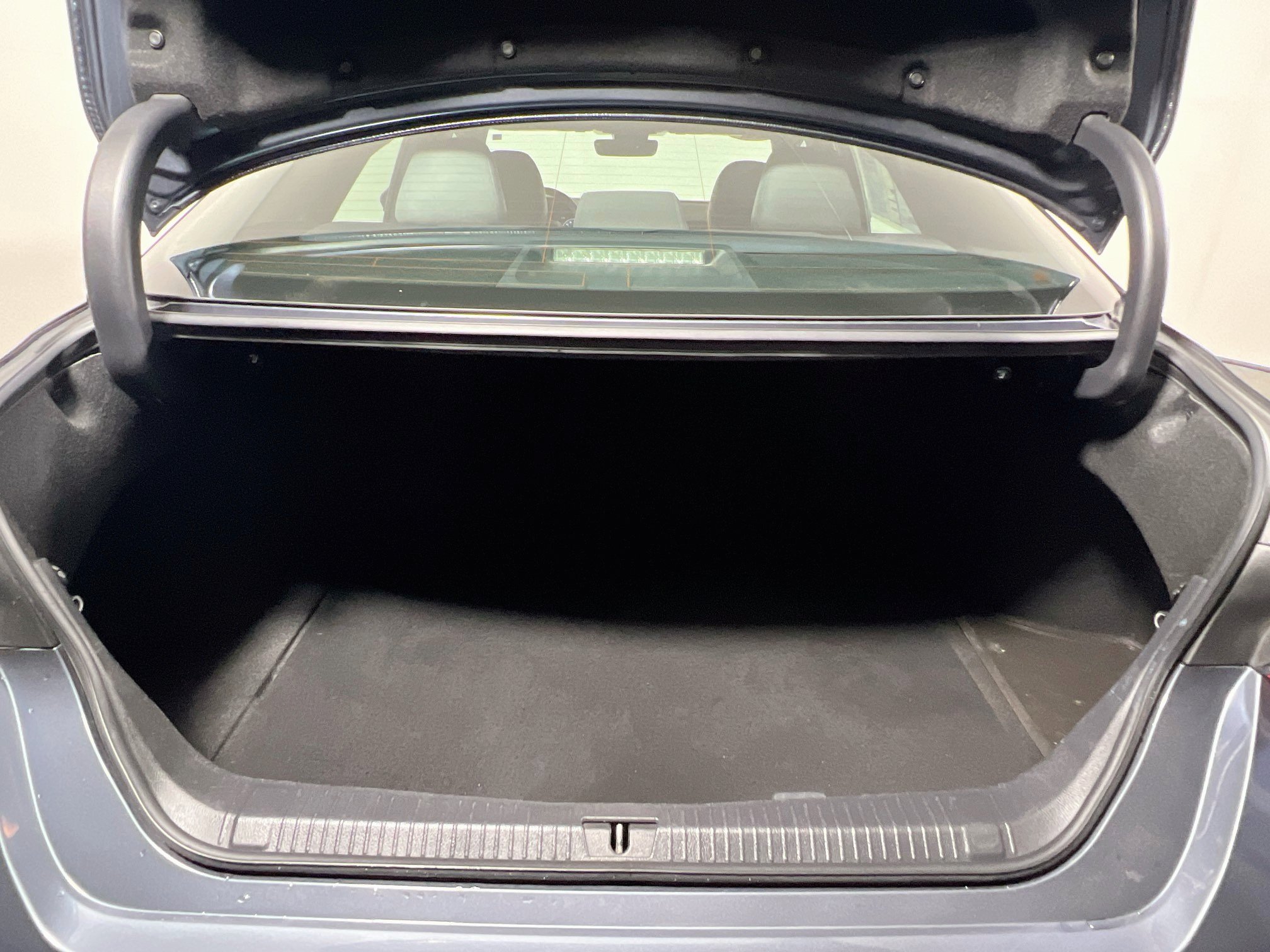 Used 2022 Toyota Avalon Limited w/ Advanced Safety Package FWD image 33